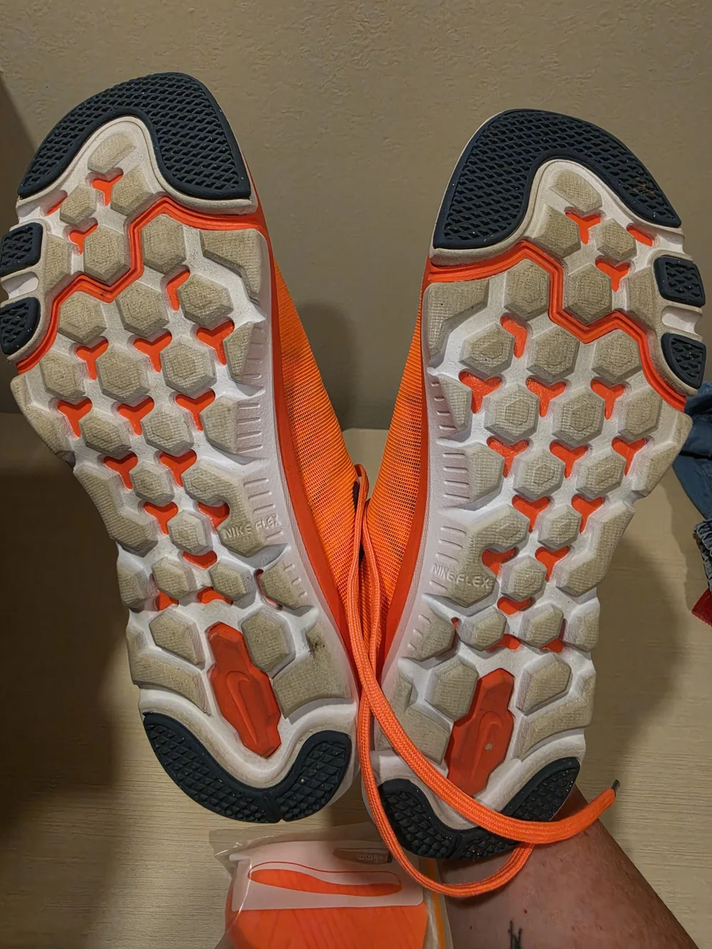 Nike Women's Flex Supreme TR 4 Size 8 - Picture 8 of 8